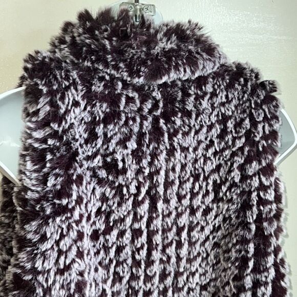 SOFT SURROUNDINGS Faux Fur Purple and White Vest-S - Picture 6 of 10